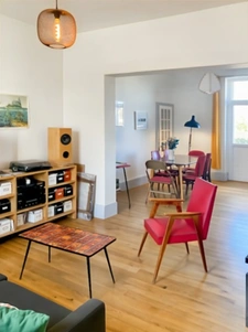 Maison rénovée  à vendre 7 pièces MONTLUCON (03) sur terrain clos de 824 m2