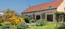 Propriété à vendre SAINT HILAIRE ( allier) comprenant une maison et un gite sur un parc de 23433 m²