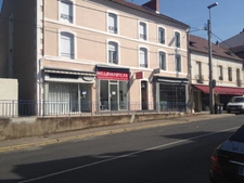 Dpt Allier (03), à vendre MONTLUCON ( département Allier ) immeuble à fort potentiel 