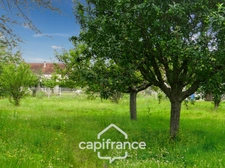COMMENTRY (03) House for sale, 6 rooms and 1831 m2 of land 