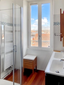 Maison rénovée  à vendre 7 pièces MONTLUCON (03) sur terrain clos de 824 m2
