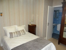 Dpt Allier (03), for sale ESTIVAREILLES Hotel - Restaurant -Bar (license 4) 10 minutes from Montlucon