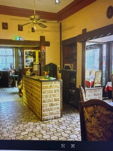 A vendre murs et fonds de commerce à vendre hotel restaurant 