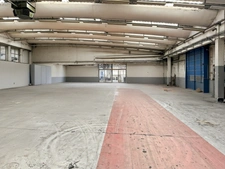 Local industriel et bureau à vendre FRESSENNEVILLE (80)