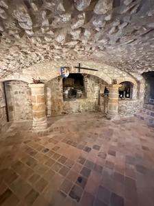 Château à vendre au coeur du bocage bourbonnais sur un parc de 1,5 Ha                                  