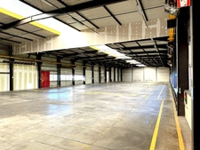 Dpt Allier (03), à vendre 5 Km de Montluçon ,SAINT VICTOR Local industriel - 3895 m2 terrain de :201353 m2