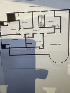 Maison à vendre 9 pièces MONTLUCON (03) sur terrain de 3600 m2 avec piscine et puits .