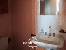 COMMENTRY (03) House for sale, 6 rooms and 1831 m2 of land 
