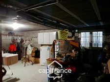COMMENTRY (03) House for sale, 6 rooms and 1831 m2 of land 
