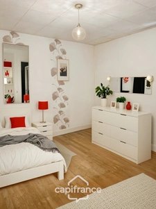 Maison à vendre  MONTLUCON (03) maison avec 2 logements un F5 et un F3 dont un loué 470 €