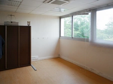 Dpt Allier (03), à vendre PREMILHAT Locaux d'activité  bureaux et atelier