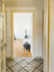 Maison à vendre  MONTLUCON (03) maison avec 2 logements un F5 et un F3 dont un loué 470 €