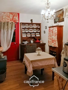 Propriété à vendre SAINT HILAIRE ( allier) comprenant une maison et un gite sur un parc de 23433 m²
