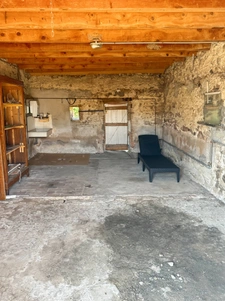 Propriete à vendre  proche de VILLEFRANCHE D'ALLIER (03) Maison , granges ,écurie ,  garage , Terrain 10 ha