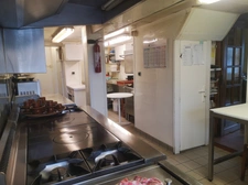 Dpt Orne (61), à vendre BELLOU EN HOULME FDC + Murs Bar restaurant Hôtel 