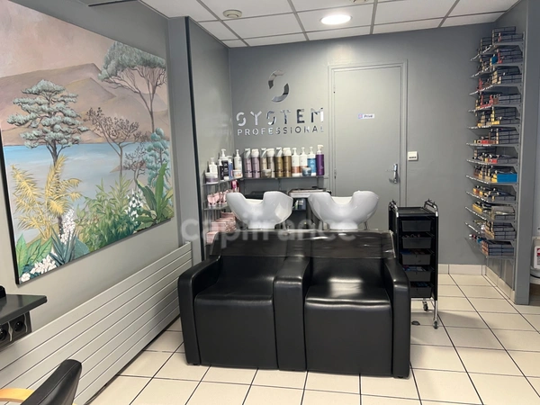 Fonds de commerce Salon de Coiffure - Emplacement n°1- SEES (61)- Orne - Normandie