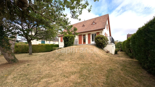 Maison à vendre 6 pièces 130m2 - sous-sol total - quartier recherché à NOGENT LE ROTROU (28)