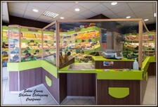 Department of Orne (61), for sale in ARGENTAN: Business premises for fresh produce, delicatessen, and cheese.