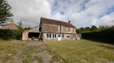 Maison en pierre à rénover avec fort potentiel – Terrain de 1 380 m² - FRANCHEVILLE - Orne - Normandie