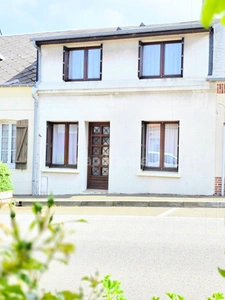 À VENDRE MAISON DE VILLE PROCHE DE LA MER de 77.5m², 4 pièces a EU (76)