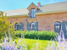 À VENDRE MAISON DE CARACTÈRE 7 pièces de 176m² Secteur AULT (80)