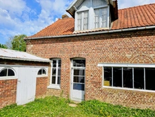 À VENDRE BÂTISSE EN BRIQUE À RENOVER d'environs 130 m² avec dépendances à Friville-Escarbotin 80