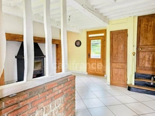 À VENDRE BEAU POTENTIEL POUR CET ANCIEN CORPS DE FERME AVEC GÎTE de 227m² LE MESNIL-RÉAUME (76)