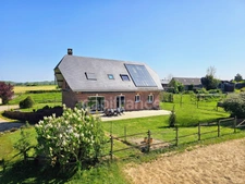 PROPRIÉTÉ D'EXCEPTION AVEC INSTALLATIONS ÉQUESTRES de 162 m² Secteur BLANGY-SUR-BRESLE
