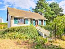 À VENDRE PAVILLON TRADITIONNEL SUR SOUS-SOL COMPLET, TERRAIN DE PLUS DE 1 600m² à LE TREPORT (76)