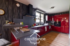 Maison 145 m² avec terrain clos 1 700 m² –FRANGY EN BRESSE,  Proche LOUHANS(71) – Accès rapide A39 – Dépendances, atelier, carport