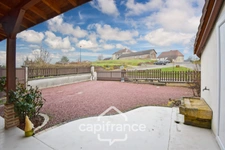 Maison de plain-pied entièrement rénovée avec jardin clos, dépendance et charme authentique – Secteur LONS LE SAUNIER (39000), BLETTERANS (39140), LOUHANS (71500)