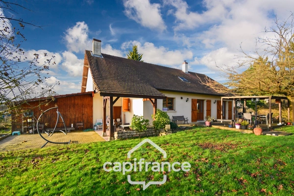Maison 145 m² avec terrain clos 1 700 m² –FRANGY EN BRESSE,  Proche LOUHANS(71) – Accès rapide A39 – Dépendances, atelier, carport