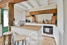 Maison de plain-pied entièrement rénovée avec jardin clos, dépendance et charme authentique – Secteur LONS LE SAUNIER (39000), BLETTERANS (39140), LOUHANS (71500)