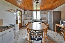 Propriété avec gîtes et chambres d’hôtes dans dépendances séparées et Maison bressane rénovée de 140 m² – Terrain 4374 m² –LOUHANS (71500)