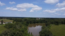 Dpt Jura (39), LONS LE SAUNIER, étang à vendre