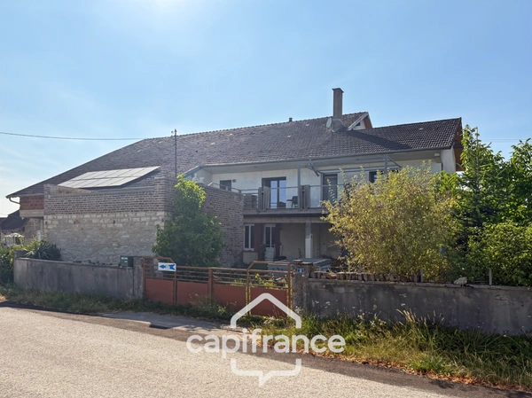 Maison à vendre 6 pièces proche de BLETTERANS (39)
