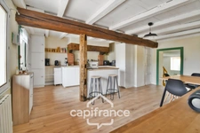 Maison de plain-pied entièrement rénovée avec jardin clos, dépendance et charme authentique – Secteur LONS LE SAUNIER (39000), BLETTERANS (39140), LOUHANS (71500)