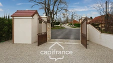 Dpt Saône et Loire (71), à vendre LOUHANS maison P4   