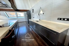 Bien d'exception, maison de village triplex unique de 285 m2 à vendre à ALLONZIER LA CAILLE (74), rénovée haut de gamme