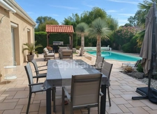 House 191 m² – 4 bedrooms, one with a converted studio – Swimming pool – Relaxation area – Between Saintes and Royan
