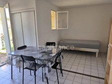 Appartement à vendre 1 pièces avec 35m² environ d'extérieur et parking sécurisé MESCHERS SUR GIRONDE (17)