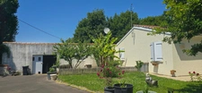 Dpt Charente Maritime (17), à vendre proche de SAINTES maison P5 de 117 m² - Terrain de 2 698,00 m² 