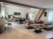 House 191 m² – 4 bedrooms, one with a converted studio – Swimming pool – Relaxation area – Between Saintes and Royan