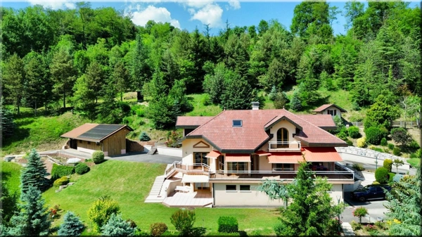 Propriete à vendre 7 pièces FRANGY (74) PROPRIÉTÉ CONTEMPORAINE EN PLEINE NATURE