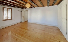 House for sale, 6 rooms, THOIRY (01) Charming village house - 240 m² living space - Garden - Barn