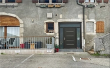 Appartement à vendre 1 pièces PERON (01) Studio lumineux rénové avec terrasse et parking