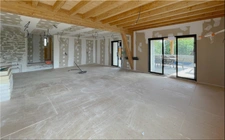 Maison individuelle à vendre CHALLONGES (74) du 16 ème siècle rénovée à neuf sur 400 m² - Jardin,terrasse,garage double