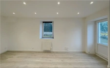 Appartement à vendre 1 pièces PERON (01) Studio lumineux rénové avec terrasse et parking