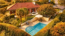 Maison à vendre 6 pièces CHALLEX (01) Maison familiale de 152 m² avec piscine chauffée et jardin paysager