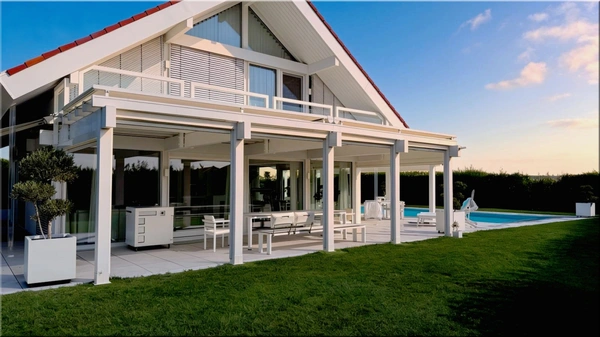 Maison à vendre 7 pièces PREVESSIN MOENS (01) Une maison pensée pour vivre dedans… comme dehors